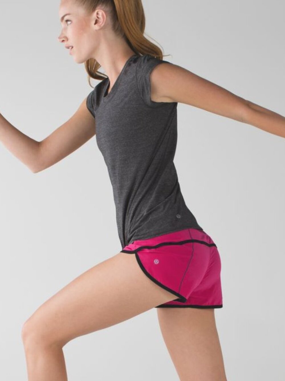 Lululemon Run: Speed Short *4-way Stretch in Jewelled Magenta / Dashing Purple
